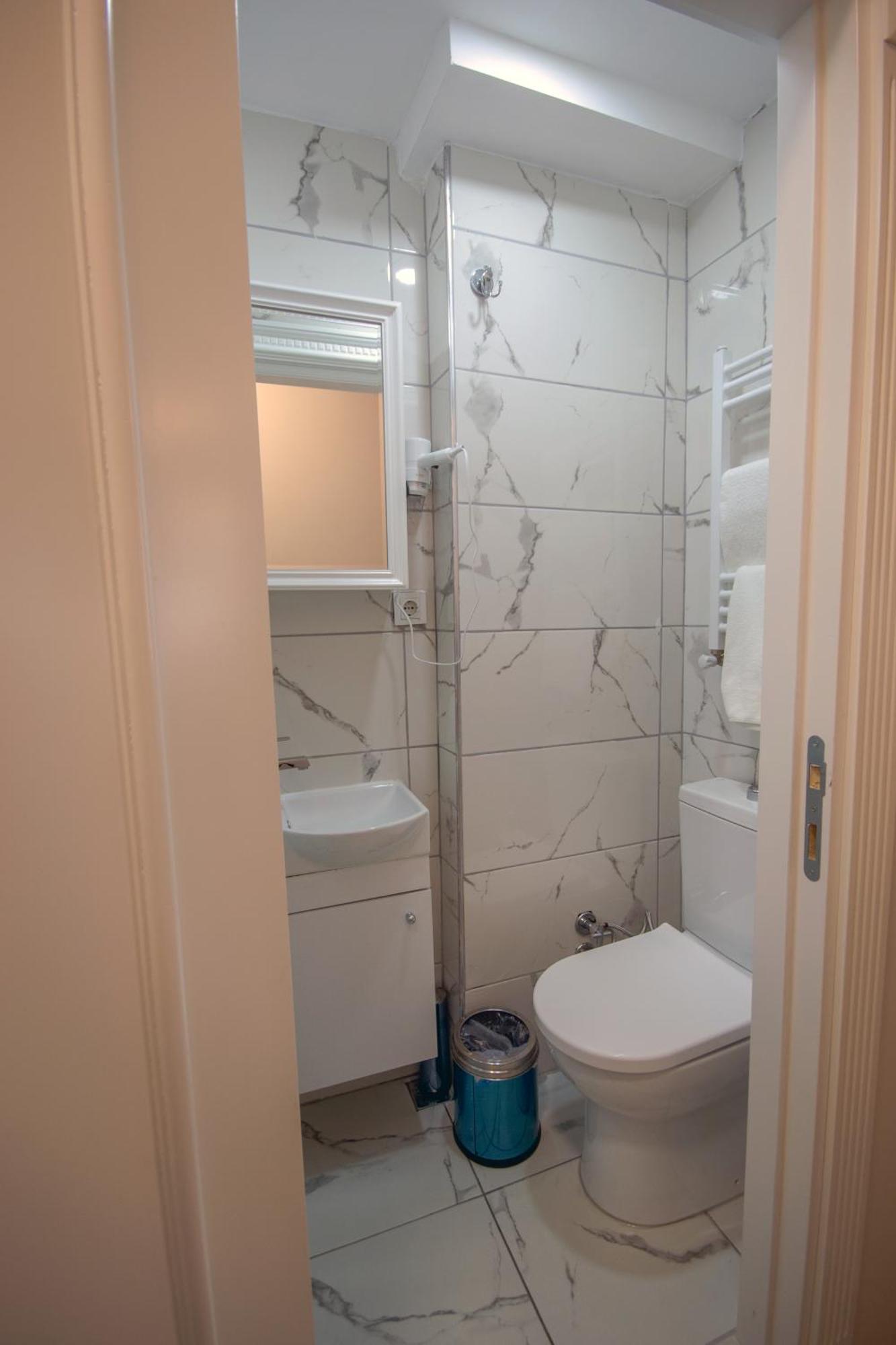 Iq Hotel Beyoglu イスタンブール エクステリア 写真