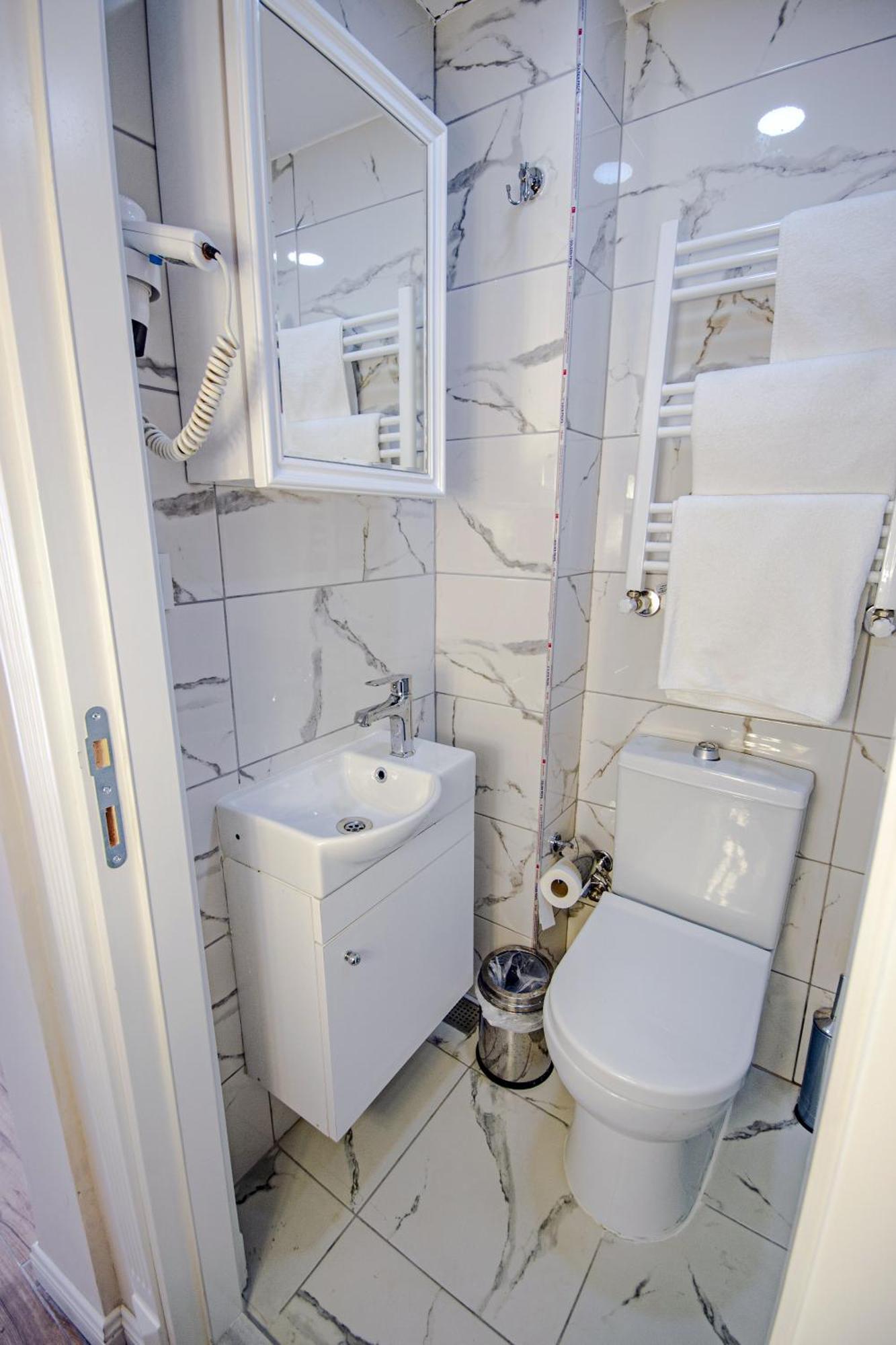 Iq Hotel Beyoglu イスタンブール エクステリア 写真